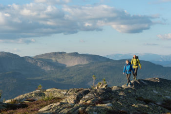 Wanderer mit Bergans-Jacken aus Dermizax-Laminaten. | Foto: Bergans