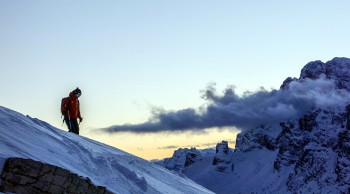Wer die Drei Zinnen umrunden will braucht Zeit und sichere Verhältnisse. Gute 6 Stunden sind für die Tour zu veranschlagen. | Foto: Thomas Plank