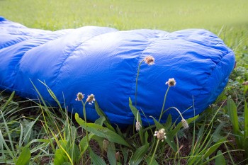 So harmlos wie beim Fotoshoot ging es unterwegs nicht zu. Dem Mountain Equipment Helium 600 wurde auf Testtour in Kanada und Alaska einiges zugemutet! | Foto: Kathrin Heckmann