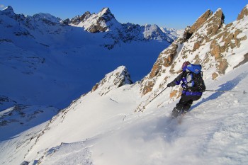 Unten oft waldig, nach oben hin immer wilder - eine typische Skitour im Oberengadin. | Foto: Franz Mösbauer