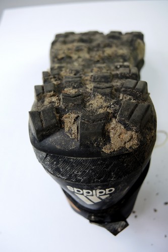 Man merkt sorfort, dass sich adidas bei der Sohle mit Continental zusammengetan hat. | Foto: Arnold Zimprich