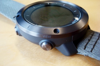 Edles Design: Die Suunto Traverse weiß im Test auf Anhieb zu gefallen. | Foto: Sebastian Krejci