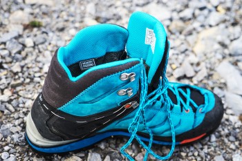 Der Salewa Rapace GTX ist ein echtes Fliegengewicht. | Foto: Vreni Wingelmayr
