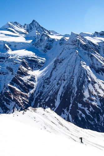 Skitouren-Test mit Gro&szlig;glockner im Blick. | Foto: Markus Stadler