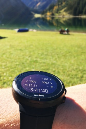 Extrem hochwertig und ein beeindruckender Funktionsumfang: Der Tester war von der Suunto Spartan Ultra begeistert. | Foto: Basti Fiedler