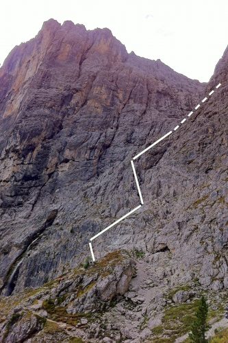 Abwechslungsreiche Linienführung im Pisciadù-Klettersteig. | Foto: Basti Fiedler