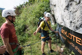 Tag 2 des Bergzeit Alpincamps mit Skylotec startete mit geballtem Bergführer Know-How. | Foto: Christoph Dirnberger