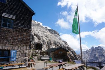 Ein Besuch der Meilerhütte lohnt sich - nicht nur wegen der Aussicht. | Foto: Arnold Zimprich