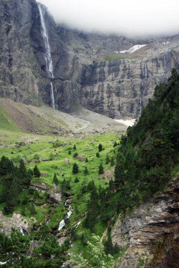 Die Cascade de Gavarnie ist mit mehr als 420 Metern der höchste Wasserfall Frankreichs. | Foto: Arnold Zimprich