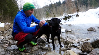 Der Salomon XA Pro 3D GTX in seinem Fahrwasser. Genau für solche Wanderungen ist der Multifunktionsschuh gemacht - trockene Füße sind garantiert! | Foto: Holger Stark