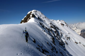 Auf der Abfahrt &uuml;ber den Mischbachferner am 3.277 Meter Habicht musste der Fischer Transalp 90 beweisen, was er kann. | Foto: Lukas Ruetz