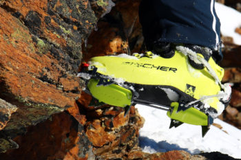 Das Camp Skimo Steigeisen im Einsatz am Fels.