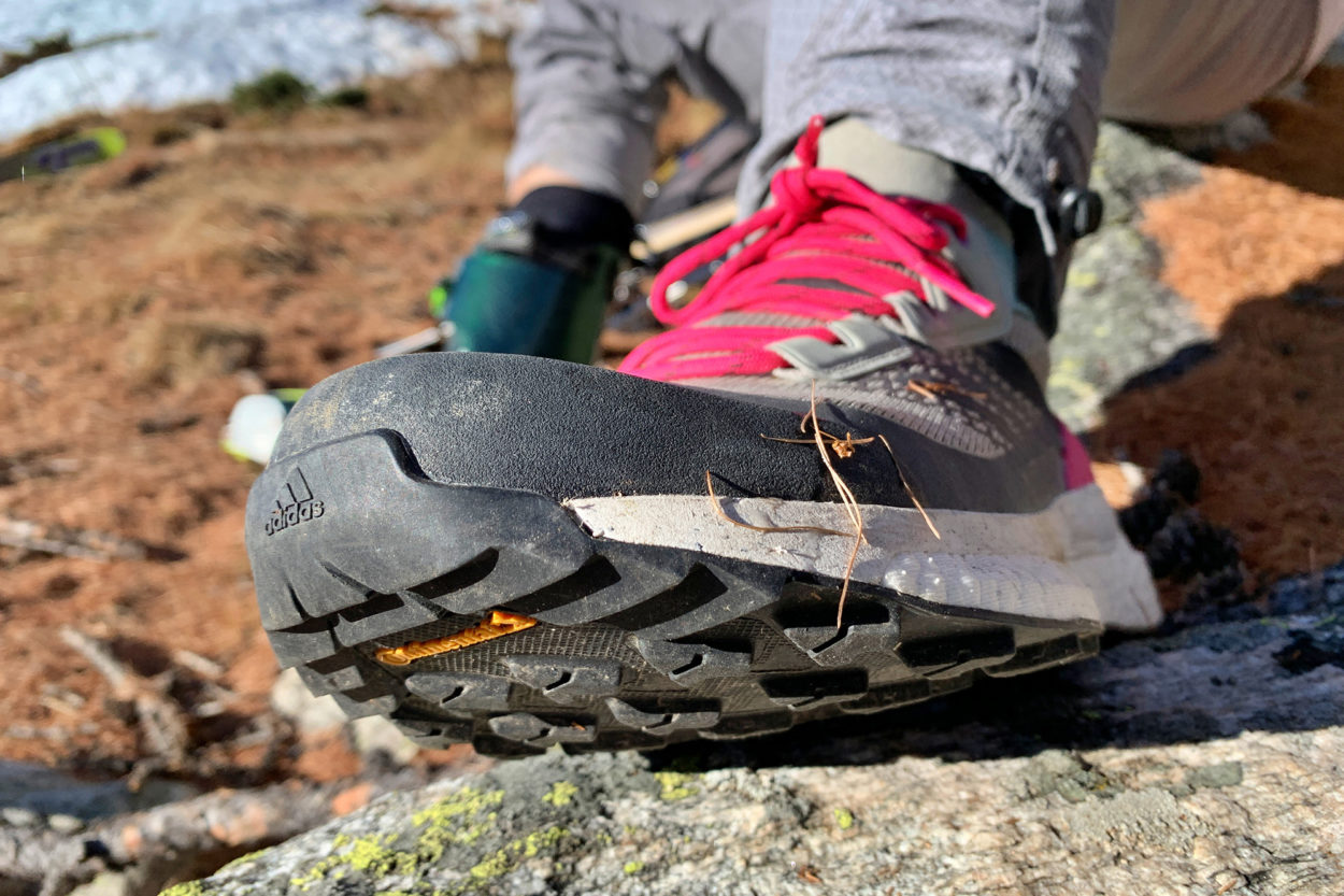 Nahaufnahme von der Sohle des Adidas Terrex Free Hiker